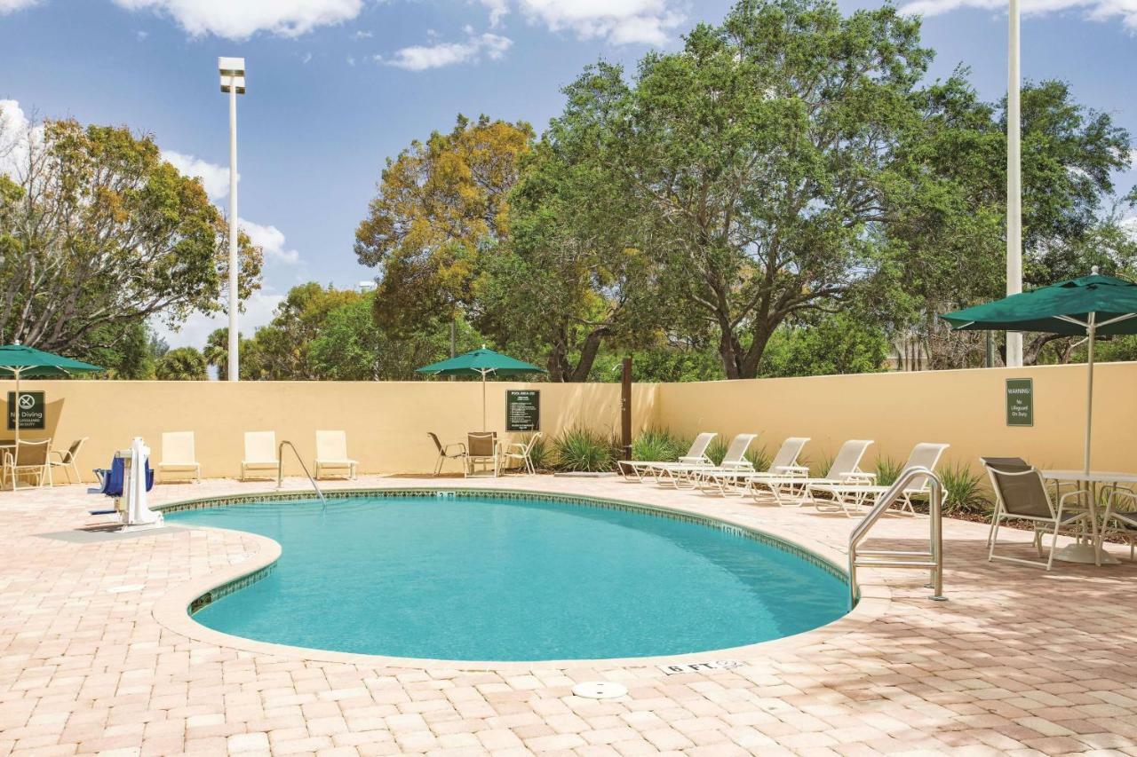 La Quinta By Wyndham Fort Lauderdale Tamarac Kültér fotó